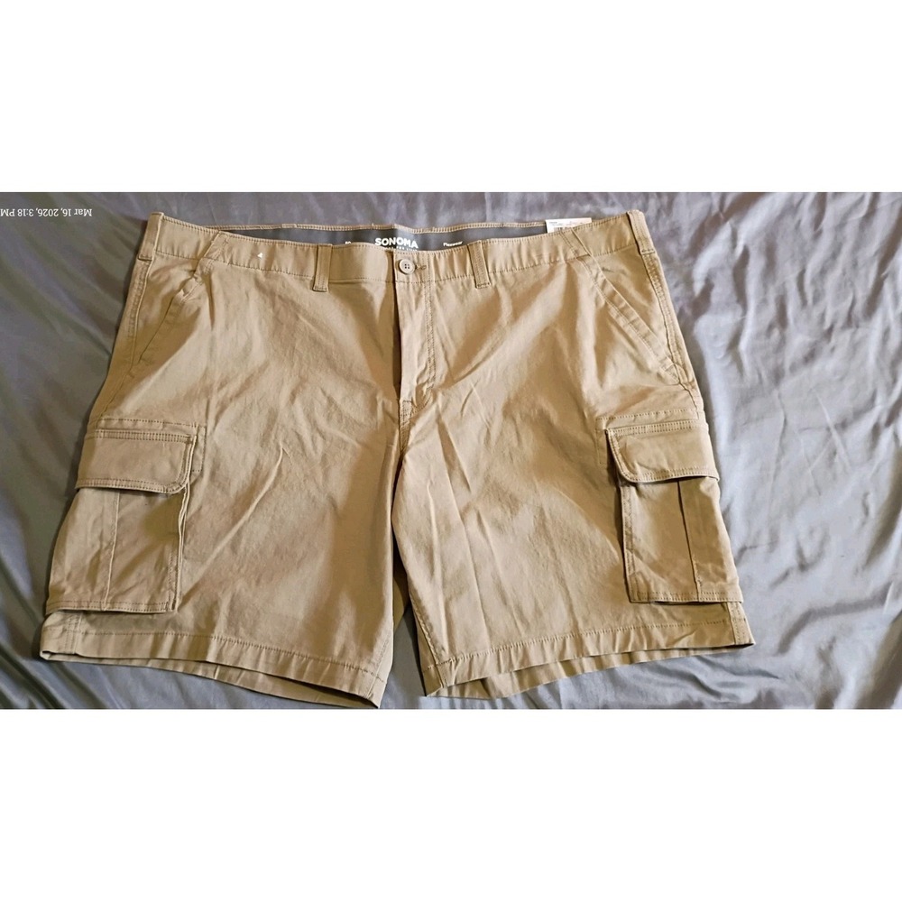 Sonoma Beige  Cargo Shorts Size‎ 50  9" Inseam